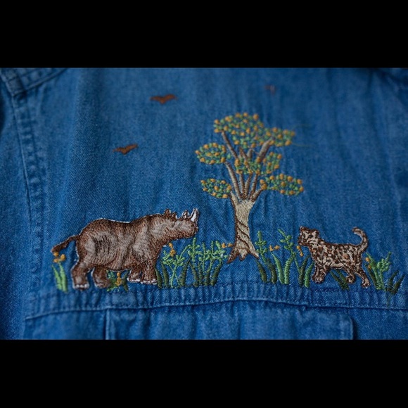 Vintage Animal Print Denim Shirt - Picture 3 of 4